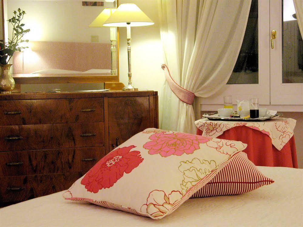 Hotel Victoria Maiorino Cava deʼ Tirreni Extérieur photo