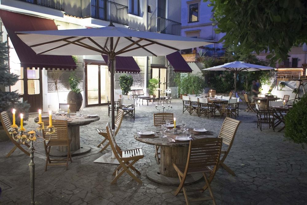 Hotel Victoria Maiorino Cava deʼ Tirreni Extérieur photo