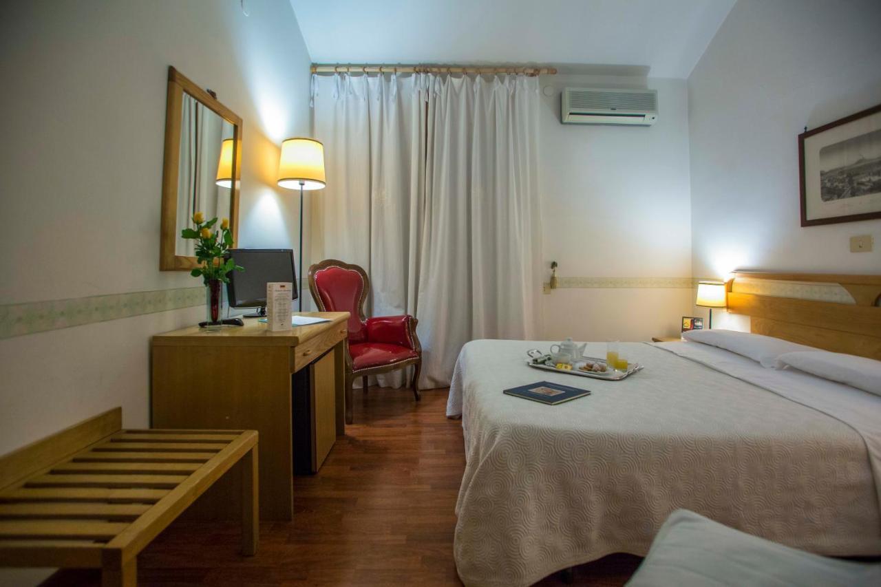 Hotel Victoria Maiorino Cava deʼ Tirreni Extérieur photo